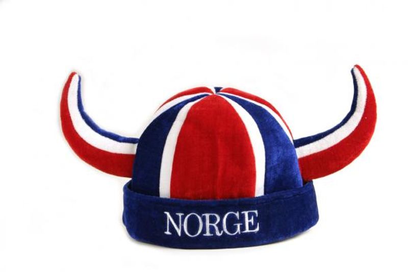 Vikinghjelm i norsk flagg
